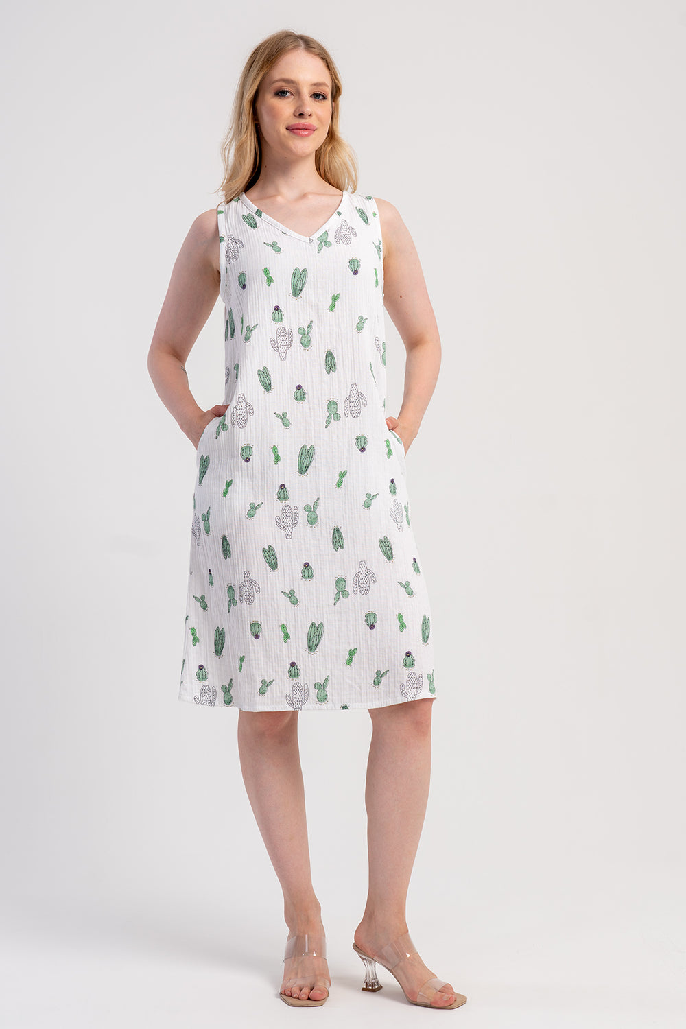 Woman Muslin Cactus Dress
