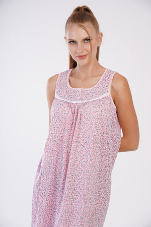 Woman Talne Grandma Nightgown