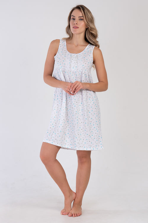 Woman Quen Nightgown