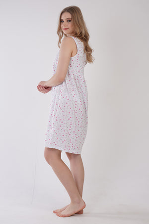Woman Quen Nightgown