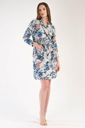 Woman Mare Quilting Dressing Gown