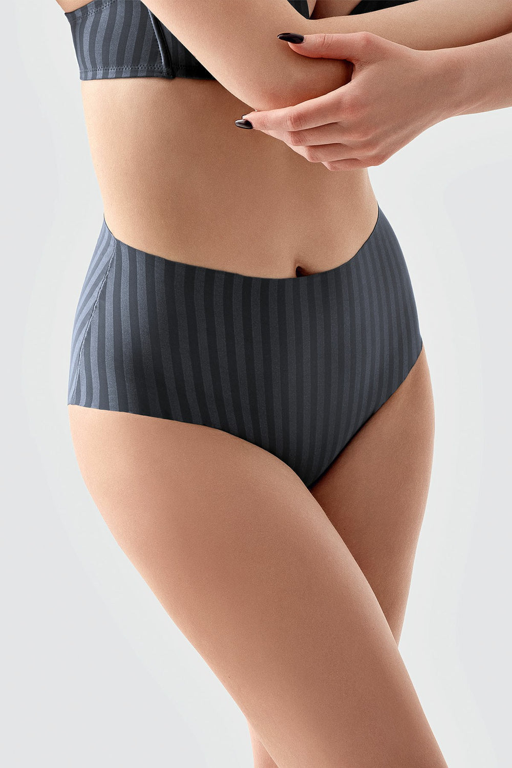 Kadın Desenli Yüksel Bel Bato Külot 
