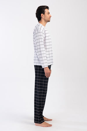 Man Dirty White O Neck Pyjama Set