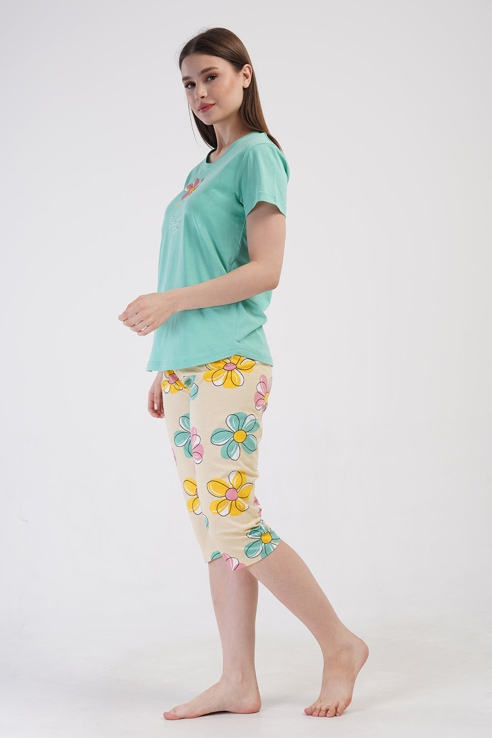 KADIN P.SUPREM O YAKA KISA KOL ETEGI OVAL KAPRI TAKIM