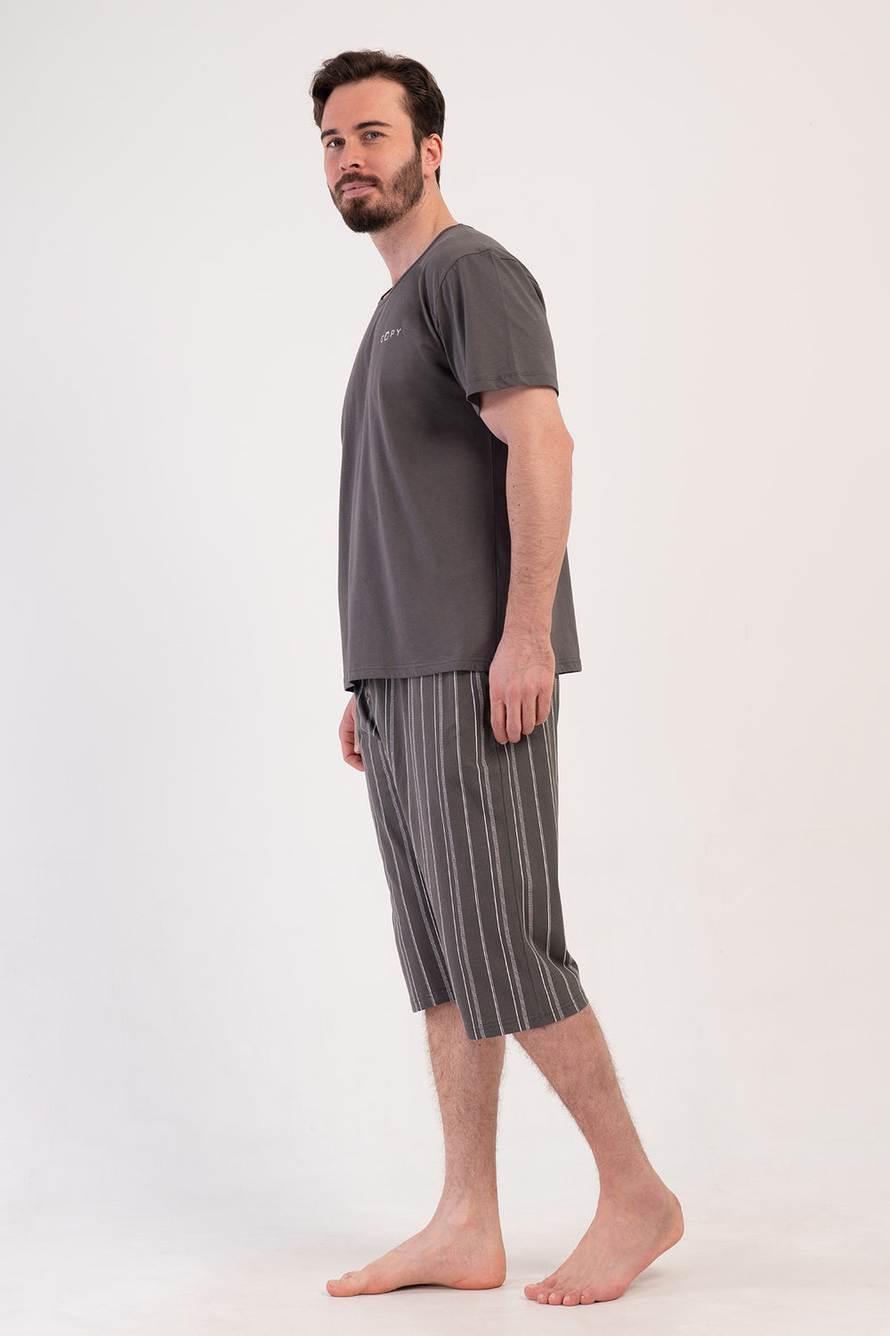 Man Supreme Copy Capri Set