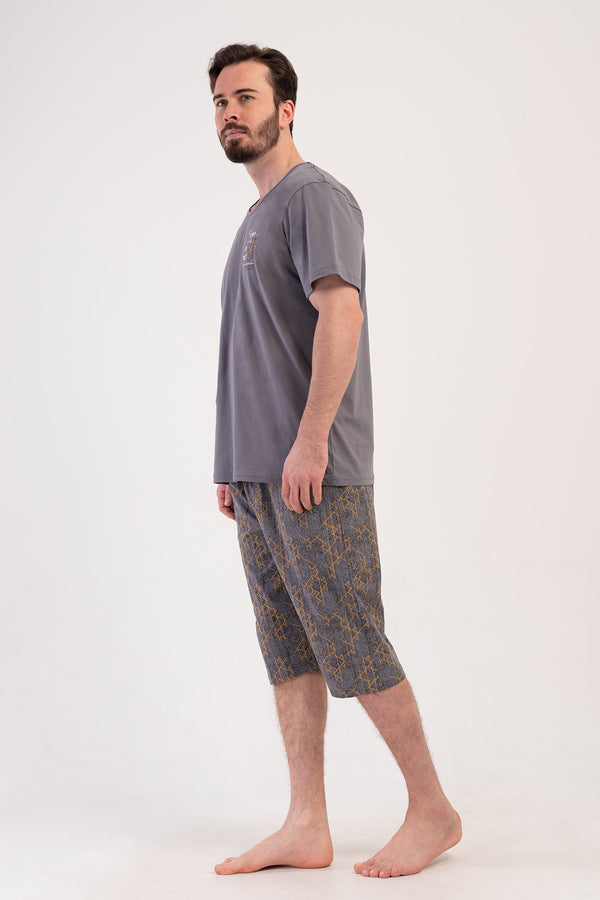 Man Supreme Complicate Capri Set