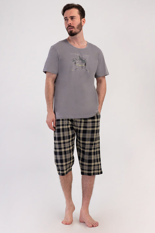 Man Supreme Suzet Capri Set