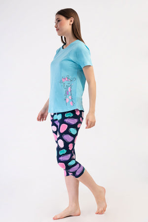 Woman Lycra Supreme Offe Capri Set