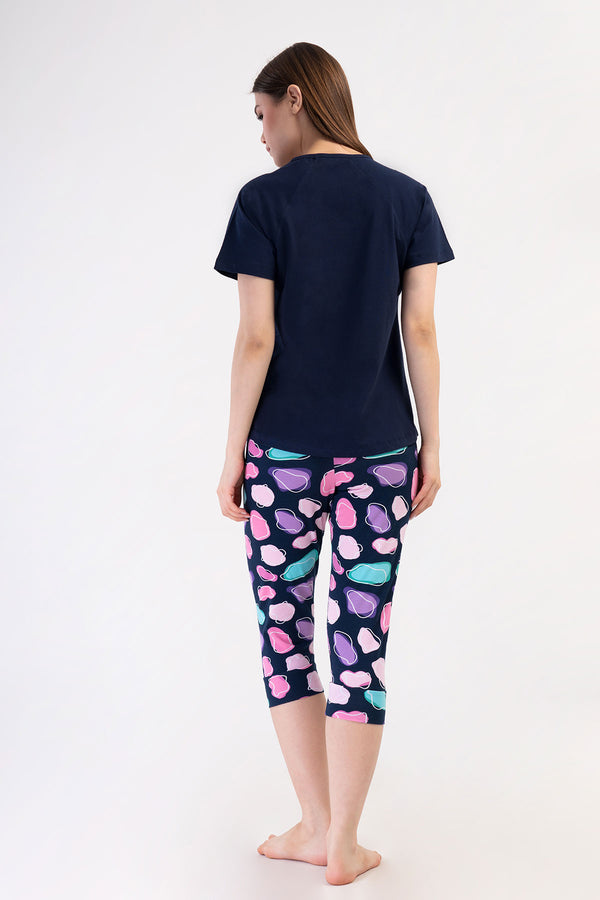 Woman Lycra Supreme Offe Capri Set