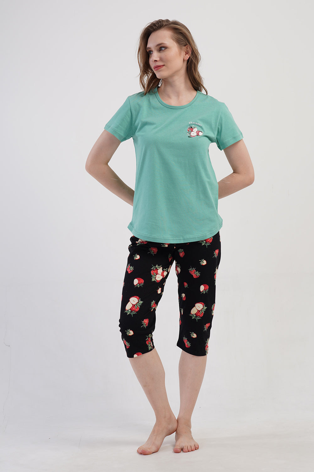 Woman Supreme Zeva Capri Set