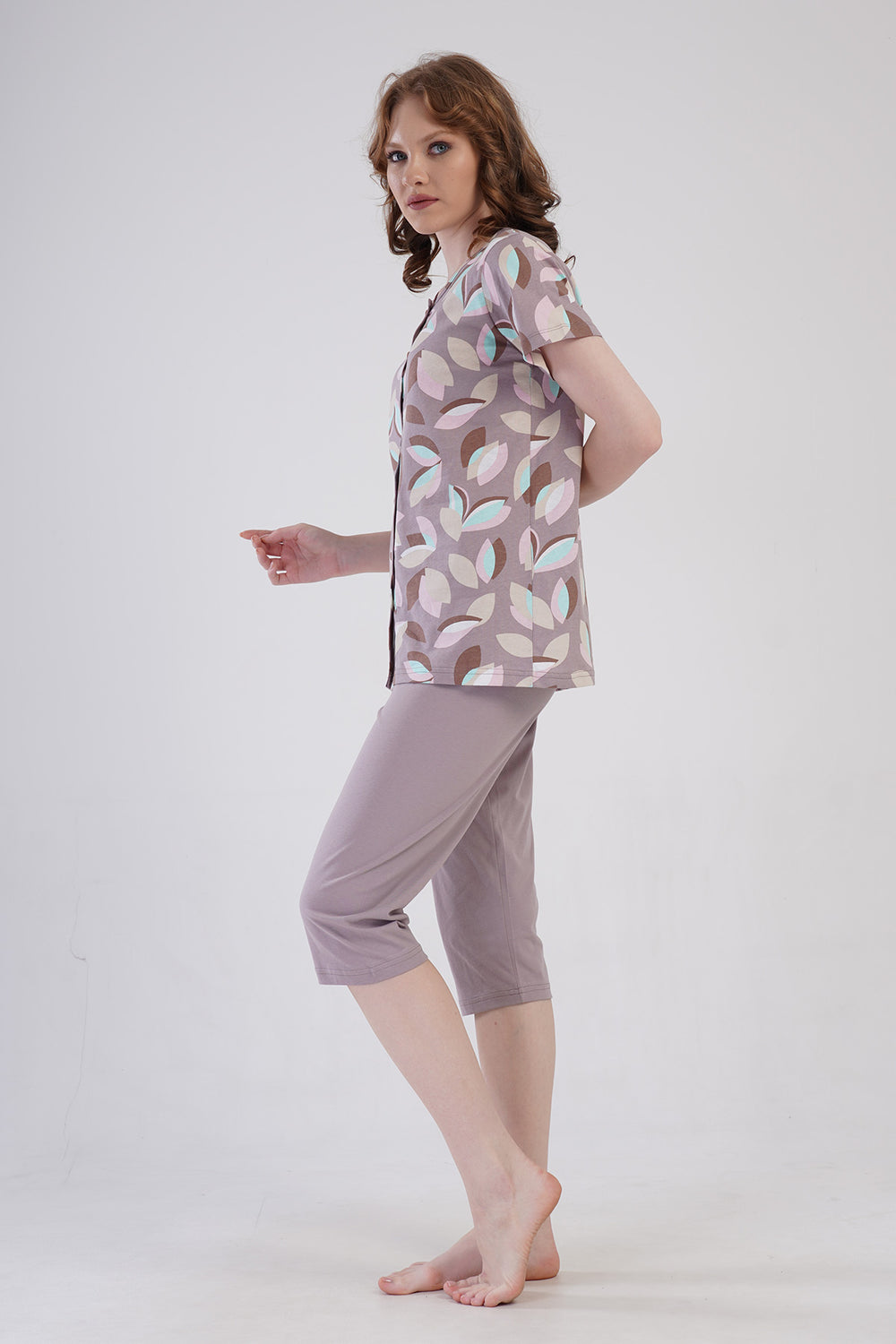 Woman Supreme Vilo Buttoned Capri Set