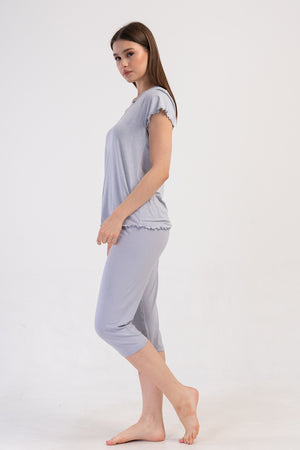 Woman Viscon Sandy Capri Set