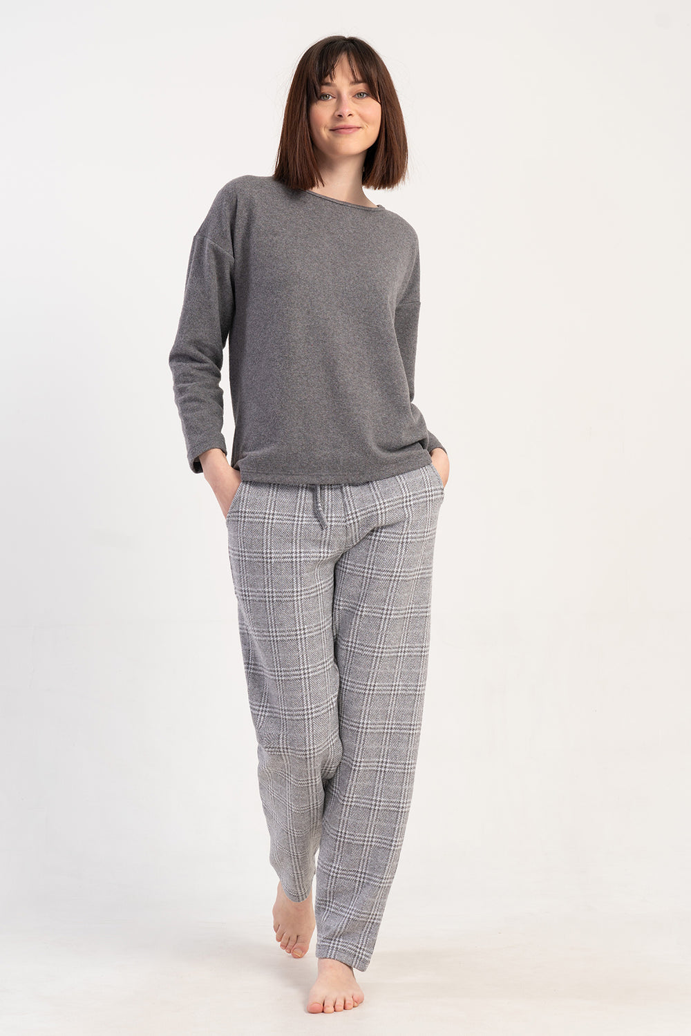 Woman Jacquard Interlock Big Size Low Shoulder Gray Pyjama Set