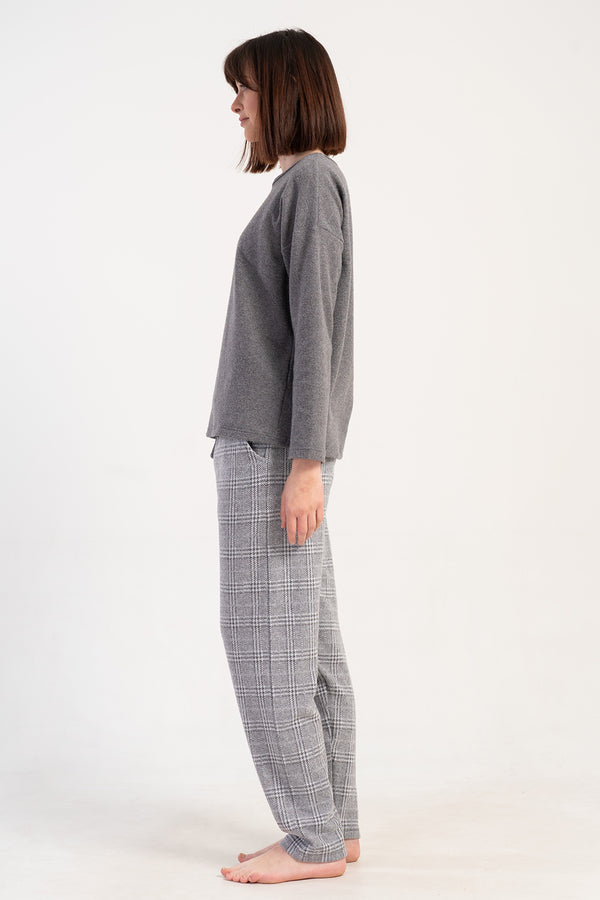 Woman Jacquard Interlock Big Size Low Shoulder Gray Pyjama Set