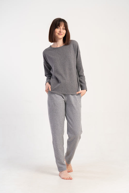 Woman Jacquard Interlock Low Shoulder Gray Pyjama Set