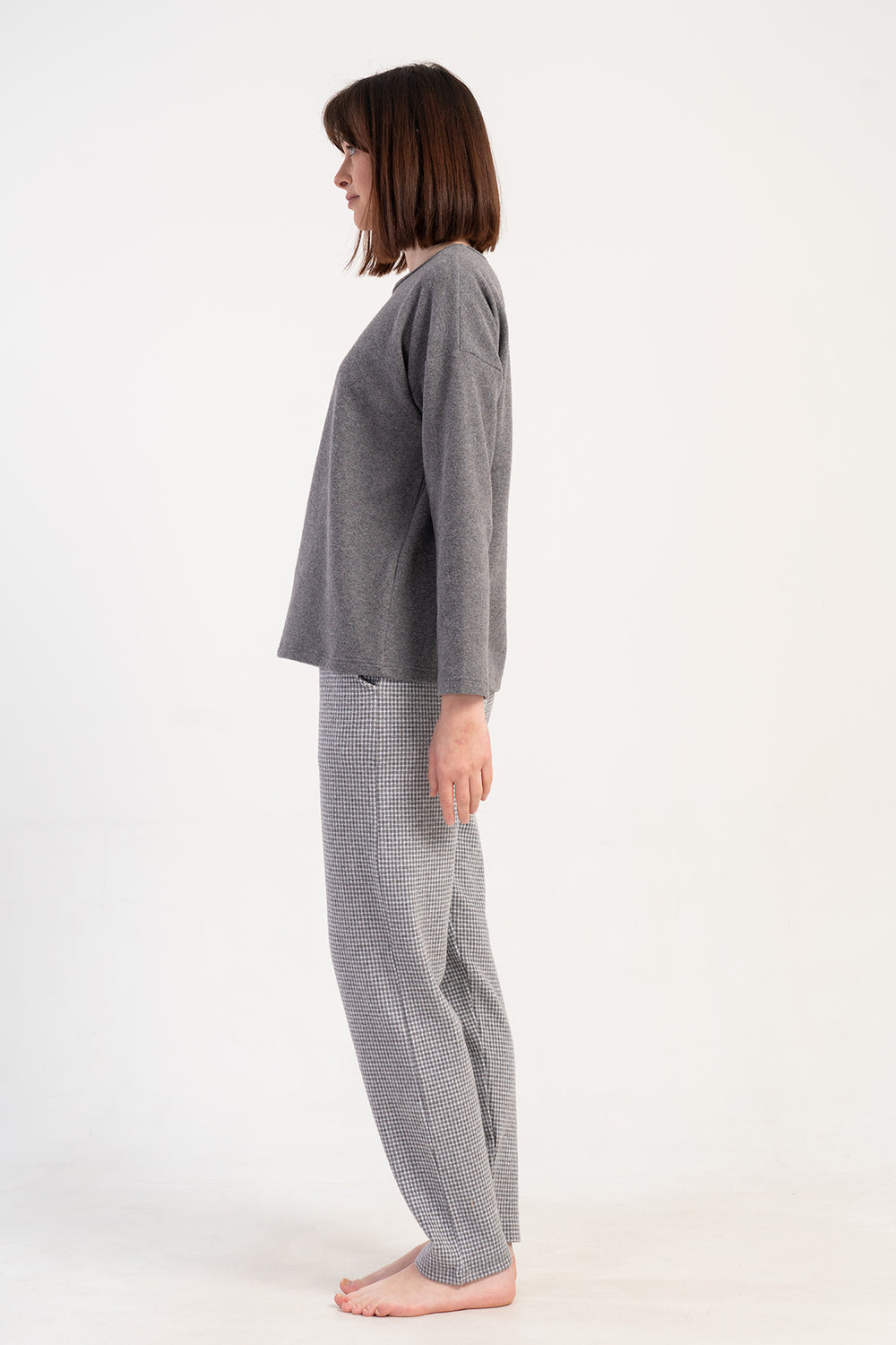 Woman Jacquard Interlock Low Shoulder Gray Pyjama Set