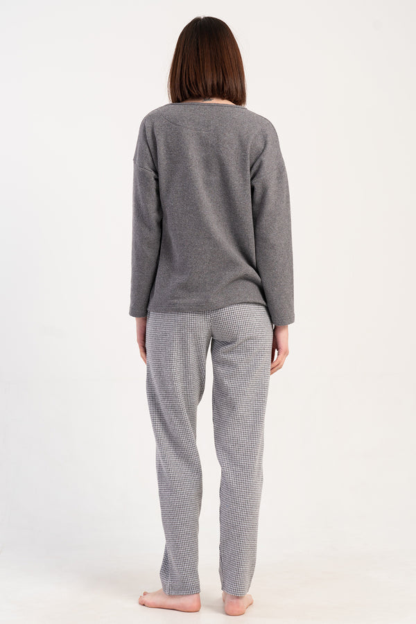 Woman Jacquard Interlock Low Shoulder Gray Pyjama Set