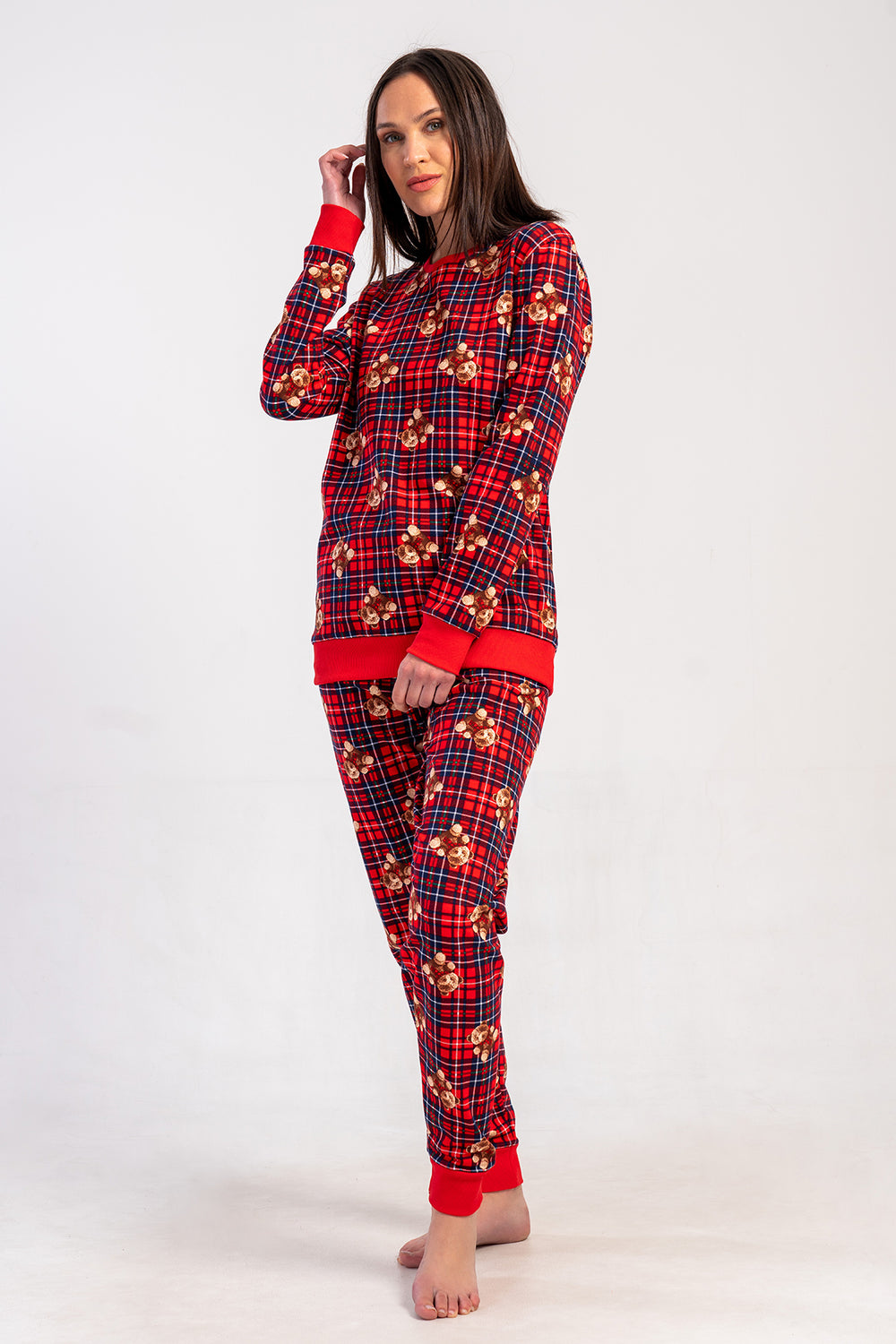 Woman Two Yarn Runy Red Pyjama Set