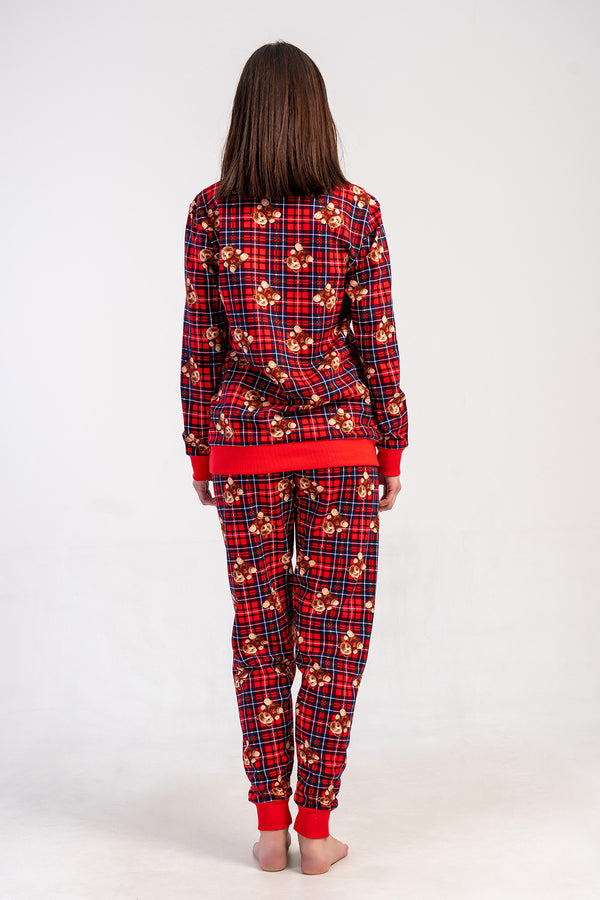 Woman Two Yarn Runy Red Pyjama Set
