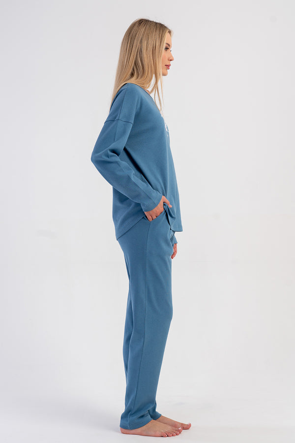 Woman Interlock Sadde Low Shoulder Pyjama Set