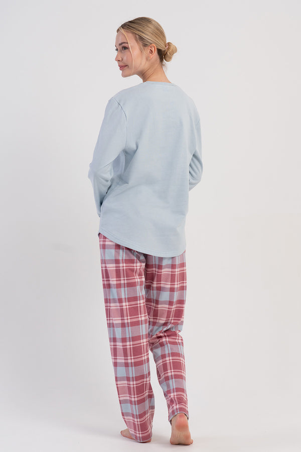 Woman Two Yarn Leia Pyjama Set