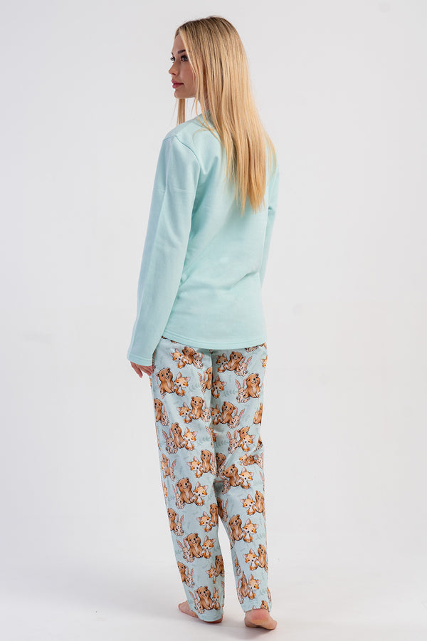 Woman Two Yarn Voro Pyjama Set