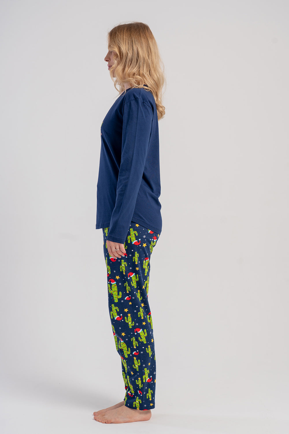 Woman Supreme Christmas Pari O Neck Pyjama Set Long Sleeve Pyjama Set