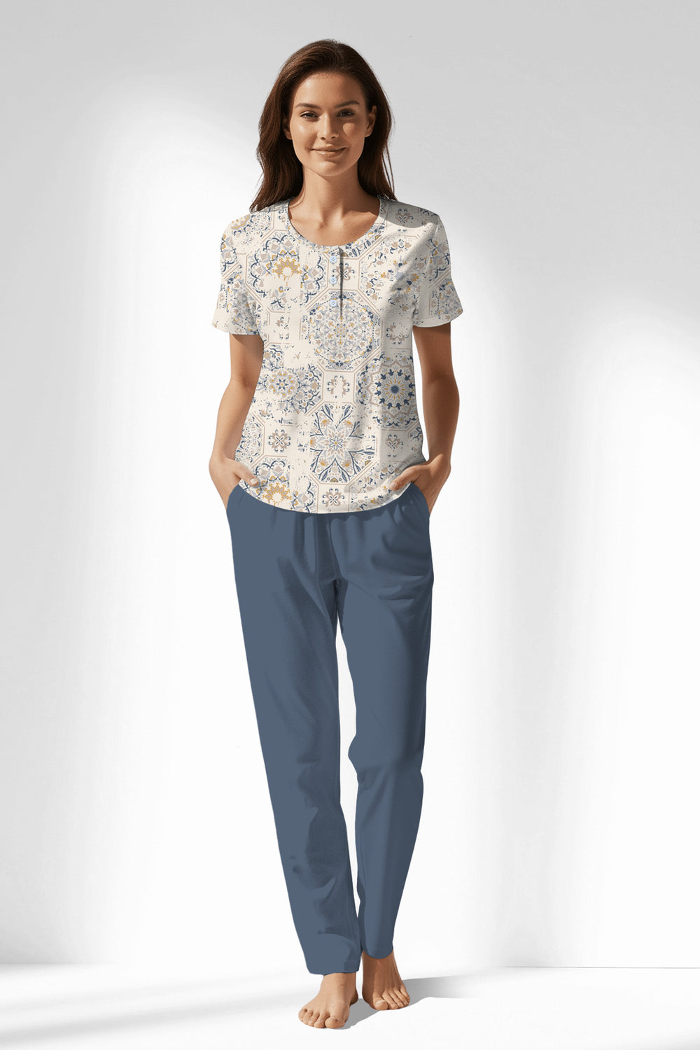 Woman Polyviscon Fresco Buttoned Collar Pyjama Set - VienettaROTASYON