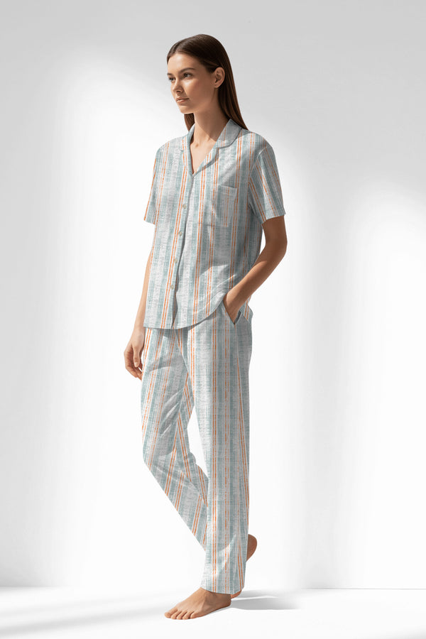 Woman Polyviscon Liner Buttoned Pyjama Set - VienettaROTASYON