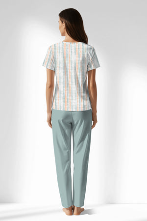 Woman Polyviscon Liner Buttoned Collar Pyjama Set - VienettaROTASYON