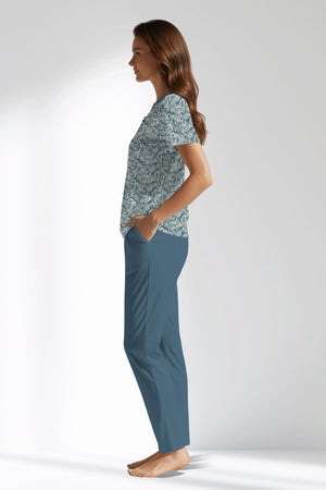 Woman Polyviscon Noble Buttoned Collar Pyjama Set - VienettaROTASYON