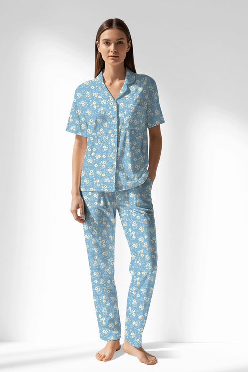 Woman Polyviscon SoftAura Buttoned Pyjama Set - VienettaROTASYON