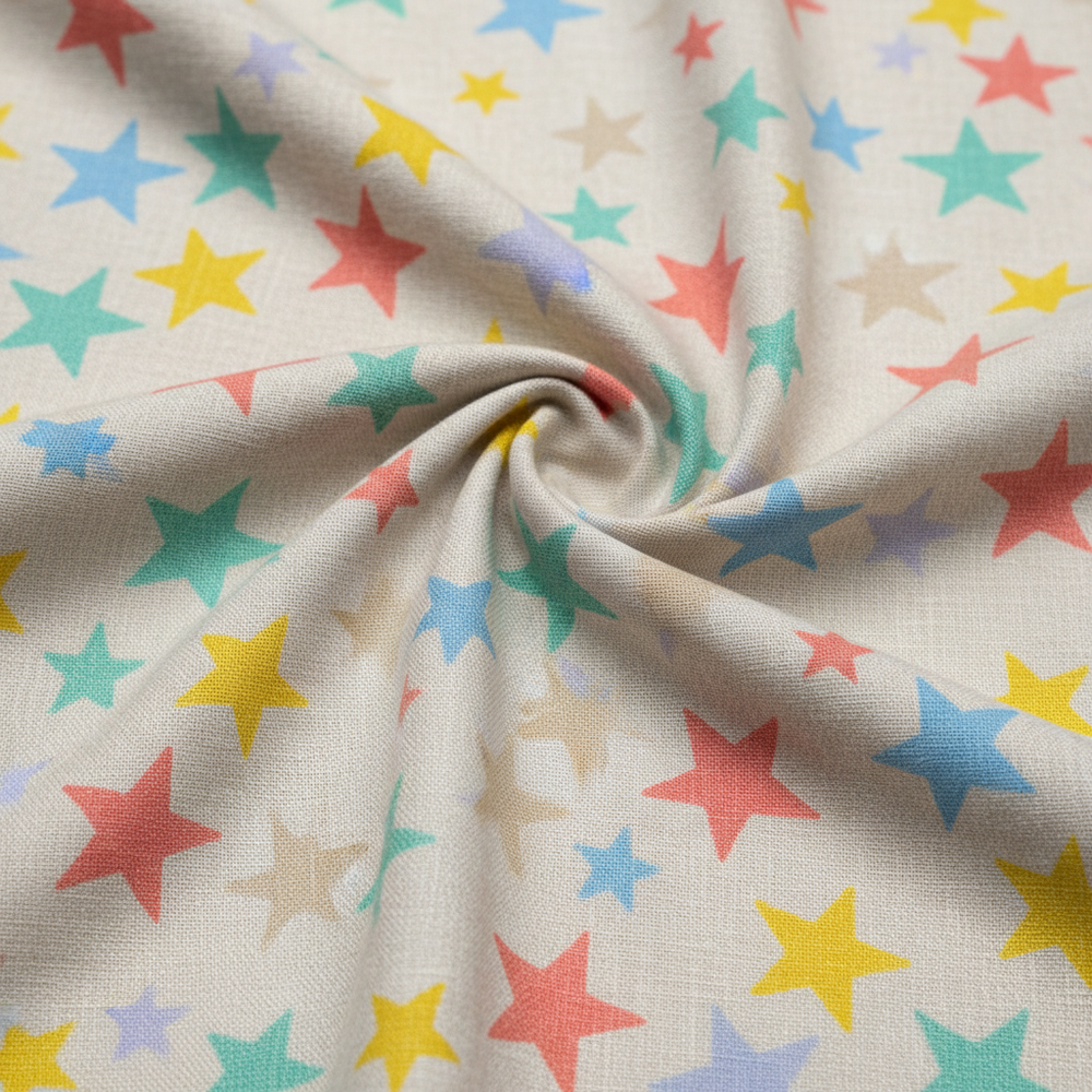 kare formatta yıldız desen cotton kumaş görseli oluştur, renkleri soft ve canlı tonlar olsun