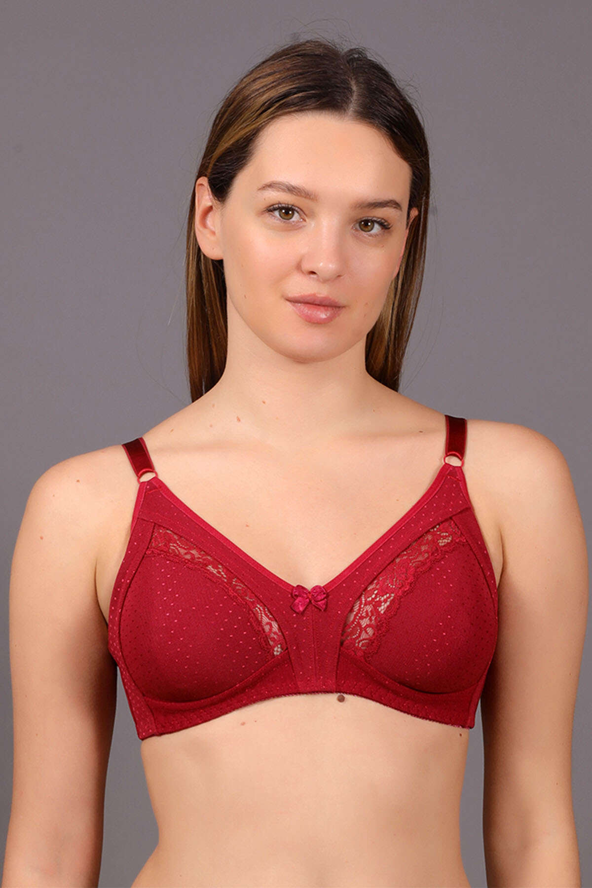 Model Tanımı: Kadın Desteksiz B Cup Sütyen Model Tanımı: Kadın Desteksiz B Cup Sütyen