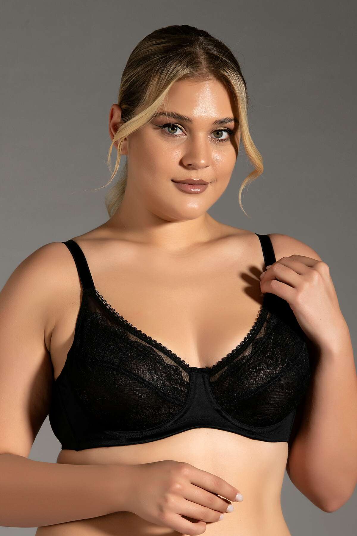 Kadın Minimizer D Cup Sütyen Kadın Minimizer D Cup Sütyen