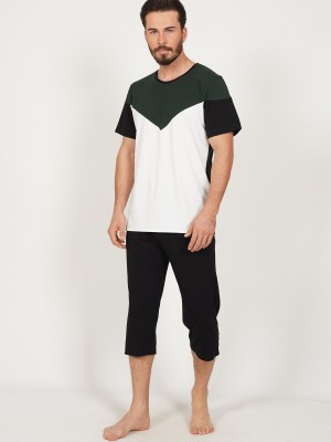 Man Geometric Capri Set Man Geometric Capri Set