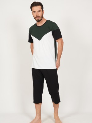 Man Geometric Capri Set Man Geometric Capri Set