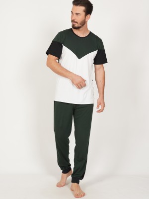 Man Geometric Pyjama Set Man Geometric Pyjama Set