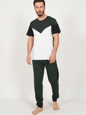 Man Geometric Pyjama Set Man Geometric Pyjama Set