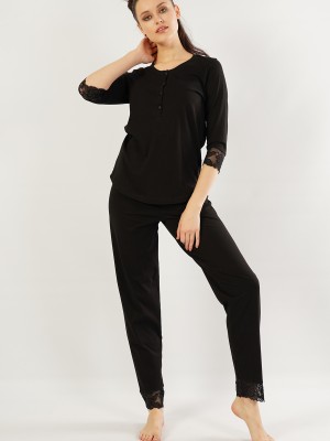 Woman Lace Pyjama Set Woman Lace Pyjama Set