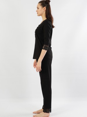 Woman Lace Pyjama Set Woman Lace Pyjama Set
