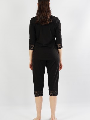 Woman Lace Capri Set Woman Lace Capri Set