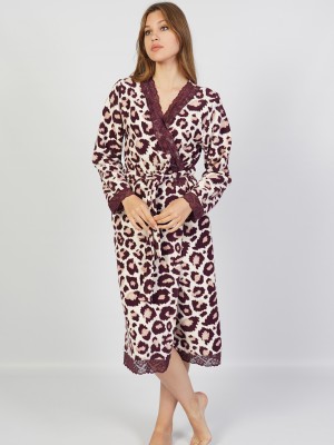 Woman Fleece Leopard Dressing Gown Woman Fleece Leopard Dressing Gown