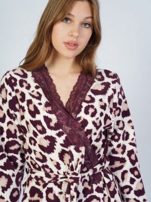 Woman Fleece Leopard Dressing Gown Woman Fleece Leopard Dressing Gown