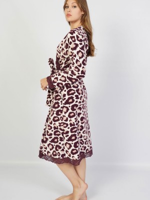 Woman Fleece Leopard Dressing Gown Woman Fleece Leopard Dressing Gown