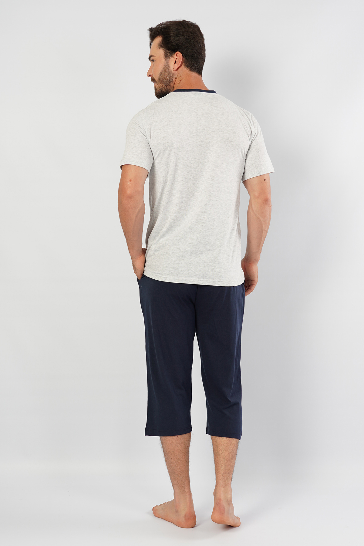 Man V Neck Capri Set Man V Neck Capri Set