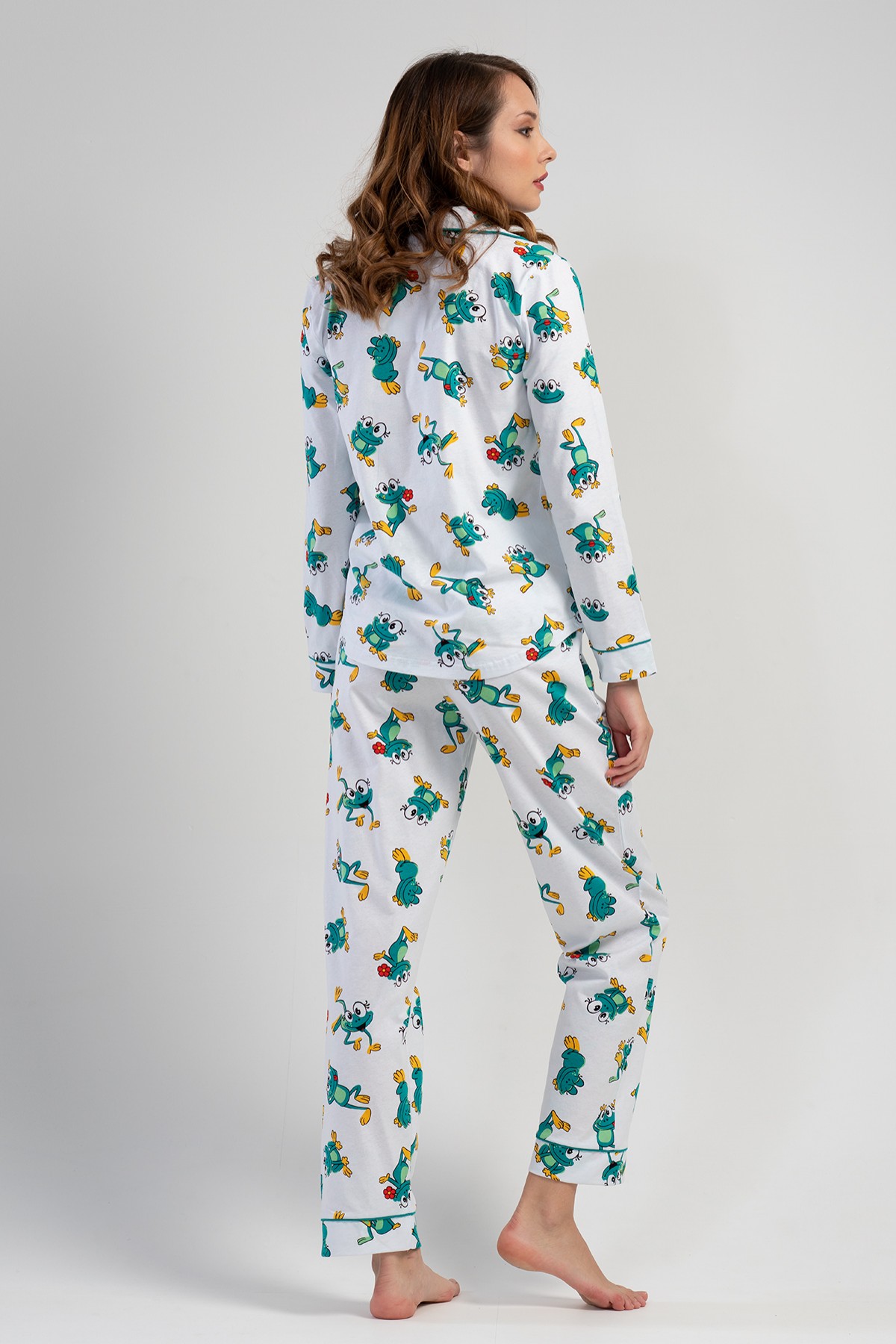 Woman Frogy Pyjama Set Woman Frogy Pyjama Set
