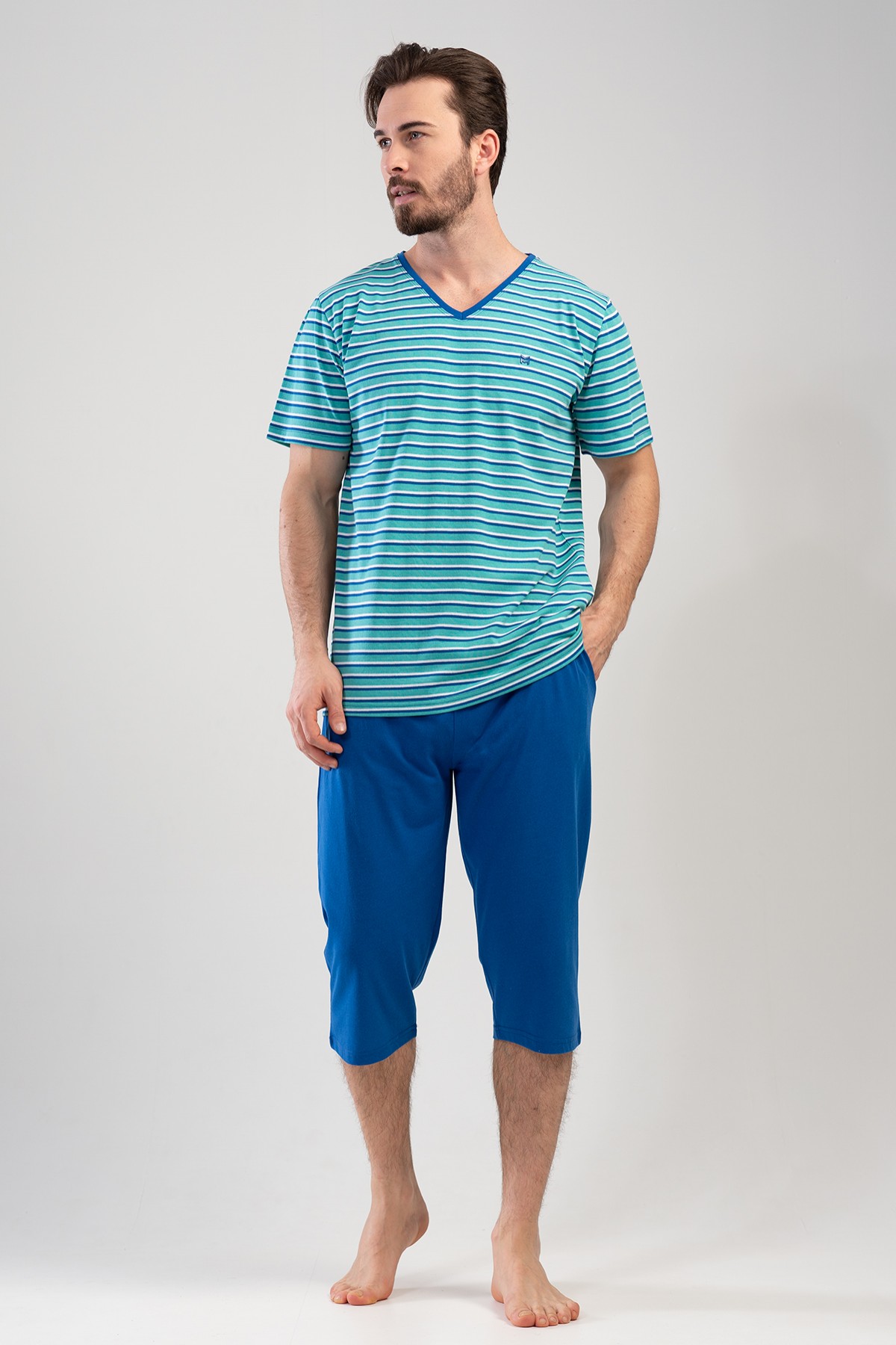 Man Sax V Neck Capri Set Man Sax V Neck Capri Set