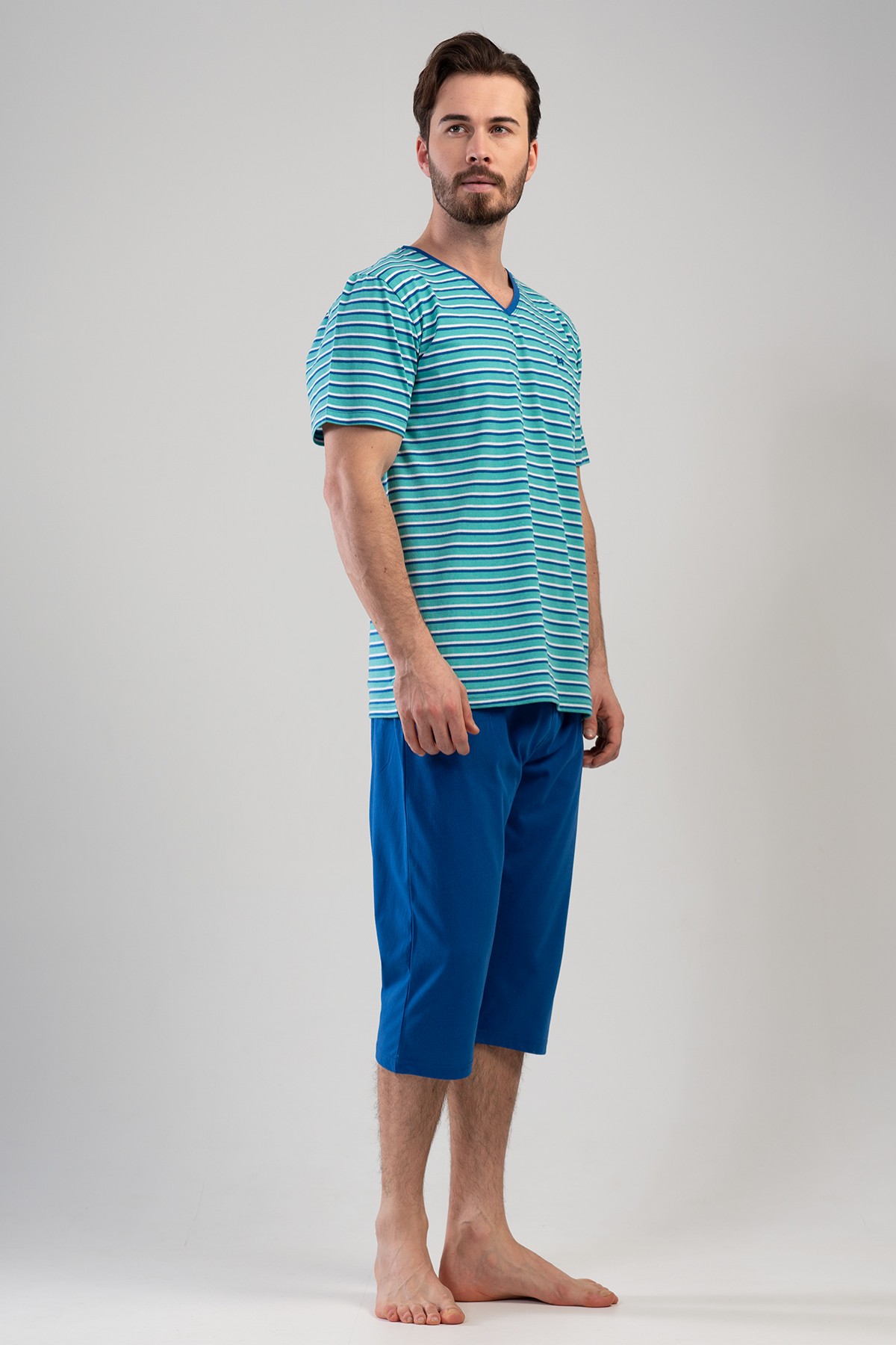Man Sax V Neck Capri Set Man Sax V Neck Capri Set