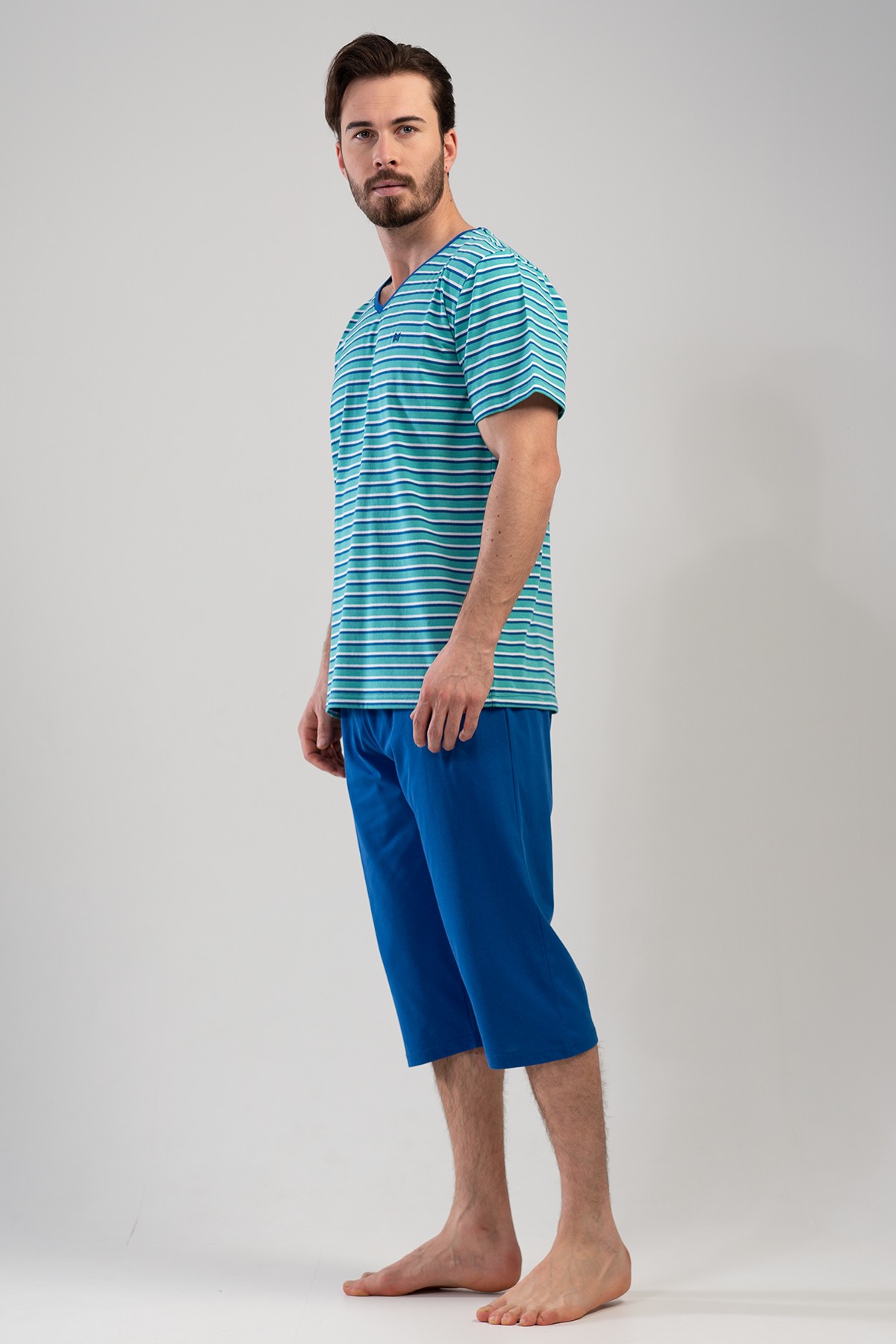 Man Sax V Neck Capri Set Man Sax V Neck Capri Set